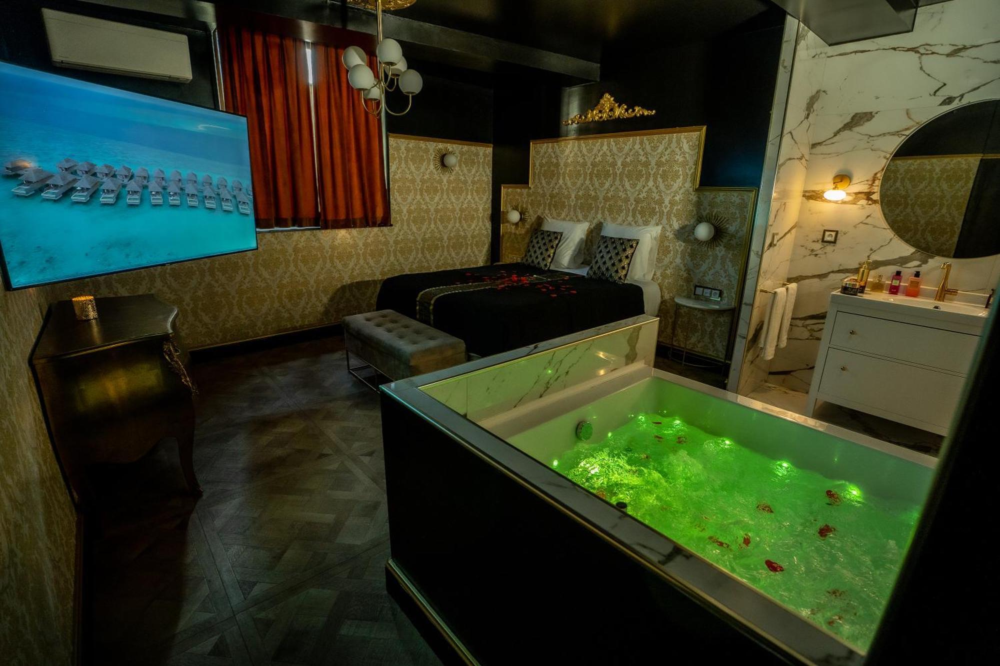 Appartement D'Exception Avec Jacuzzi Villefranche-sur-Saône Eksteriør billede